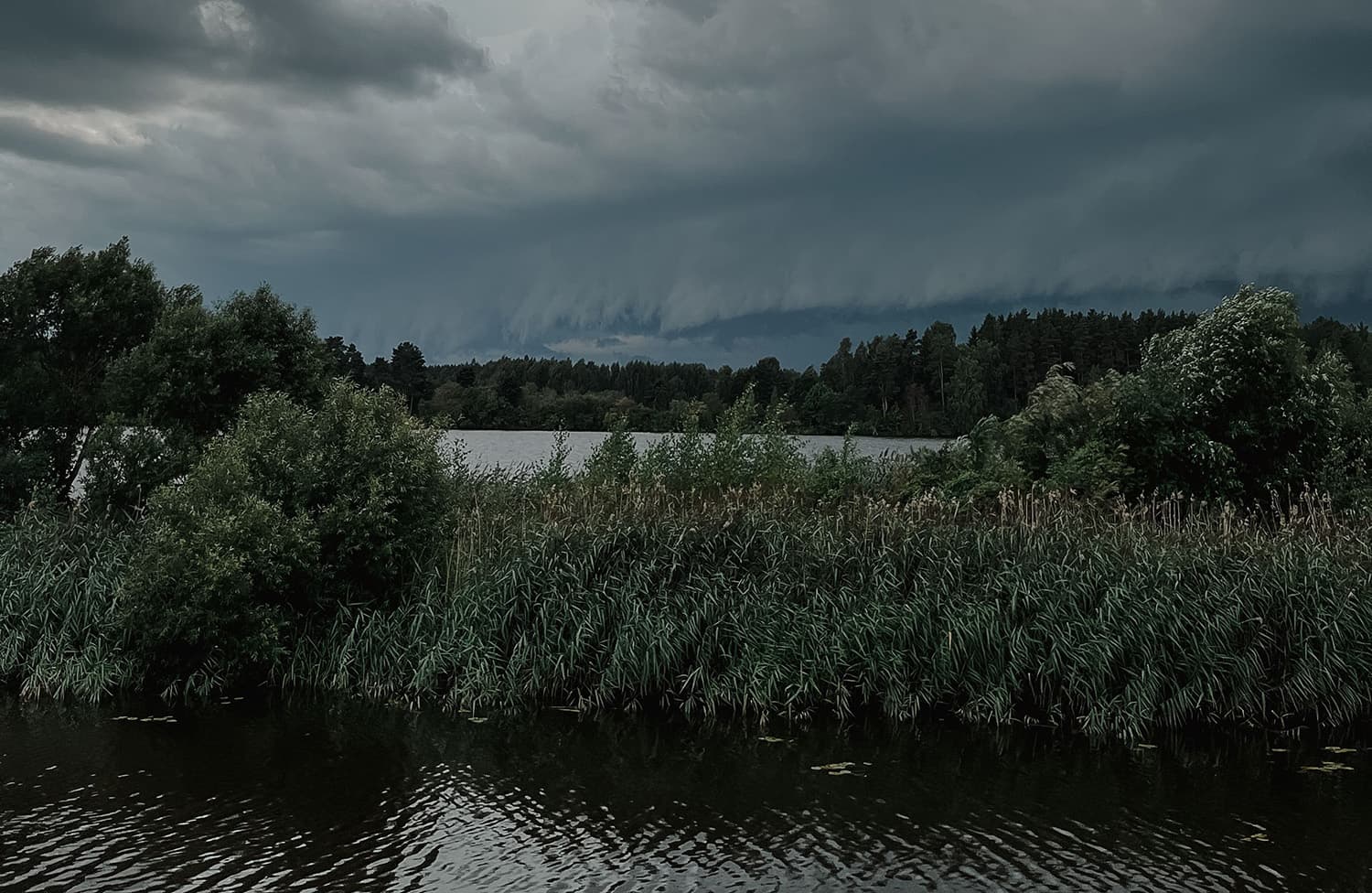 Twee klimaatscenario's voor West-Europa — waarom een massakachel in beide wint